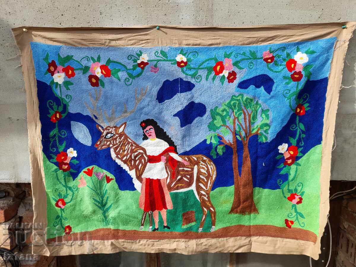 Αρχαίο φθαρμένο χαλί, κάλυμμα τοίχου με τιμή 65.00 BGN | € 33.23