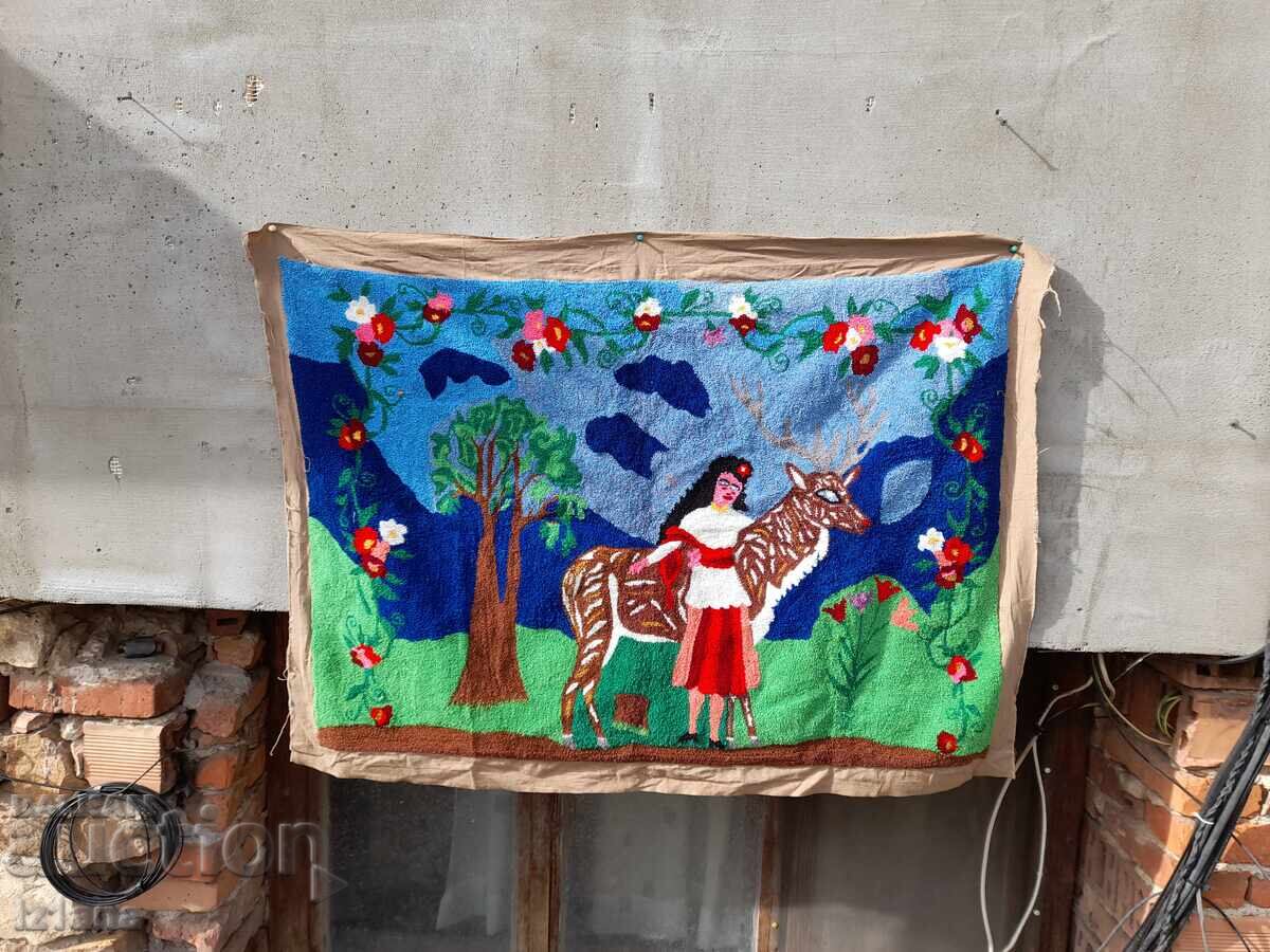 Δημοπρασία Αρχαίο φθαρμένο χαλί, κάλυμμα τοίχου