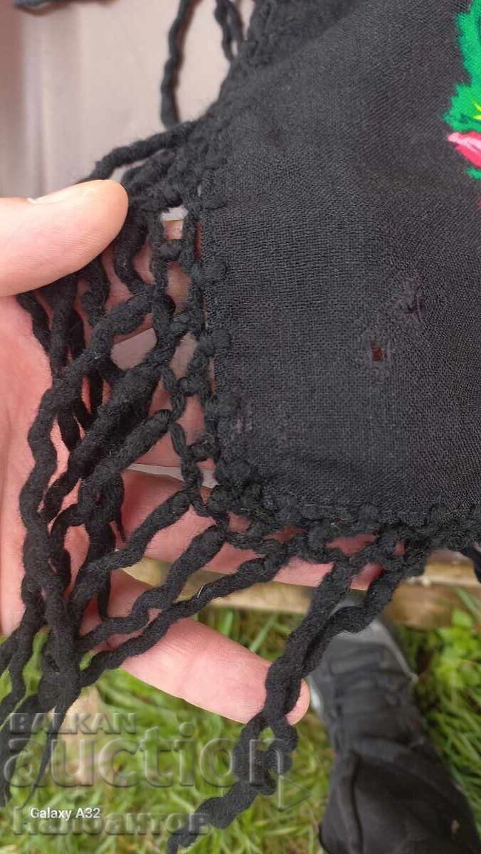 Delivery of OLD WOMEN'S TOWEL HARVEST DRESS Delivery of OLD WOMEN'S TOWEL HARVEST DRESS