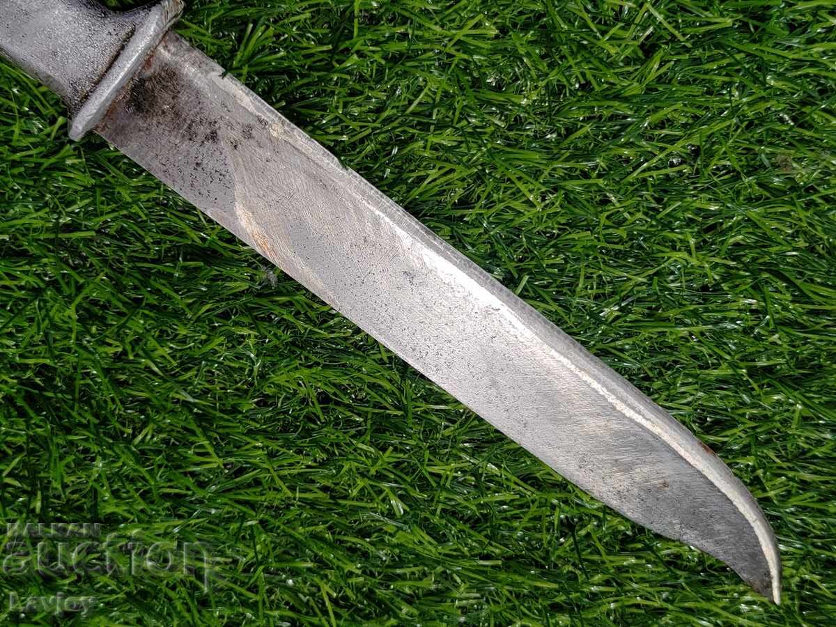 Δημοπρασία Παλαιό βουλγαρικό μαχαίρι 4 κεφαλές αετού