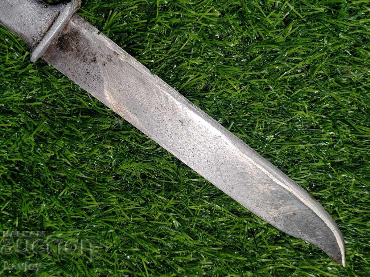 Licitație Cuțit bulgăresc vechi 4 capete de Vultur