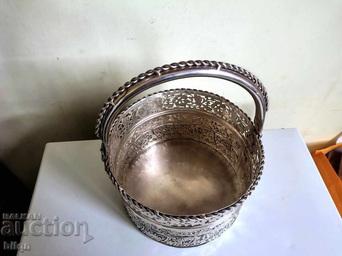 Beautiful Large Silver-Plated Vessel - Basket with price 39.98 BGN | € 20.44 Beautiful Large Silver-Plated Vessel - Basket with price 39.98 BGN | € 20.44