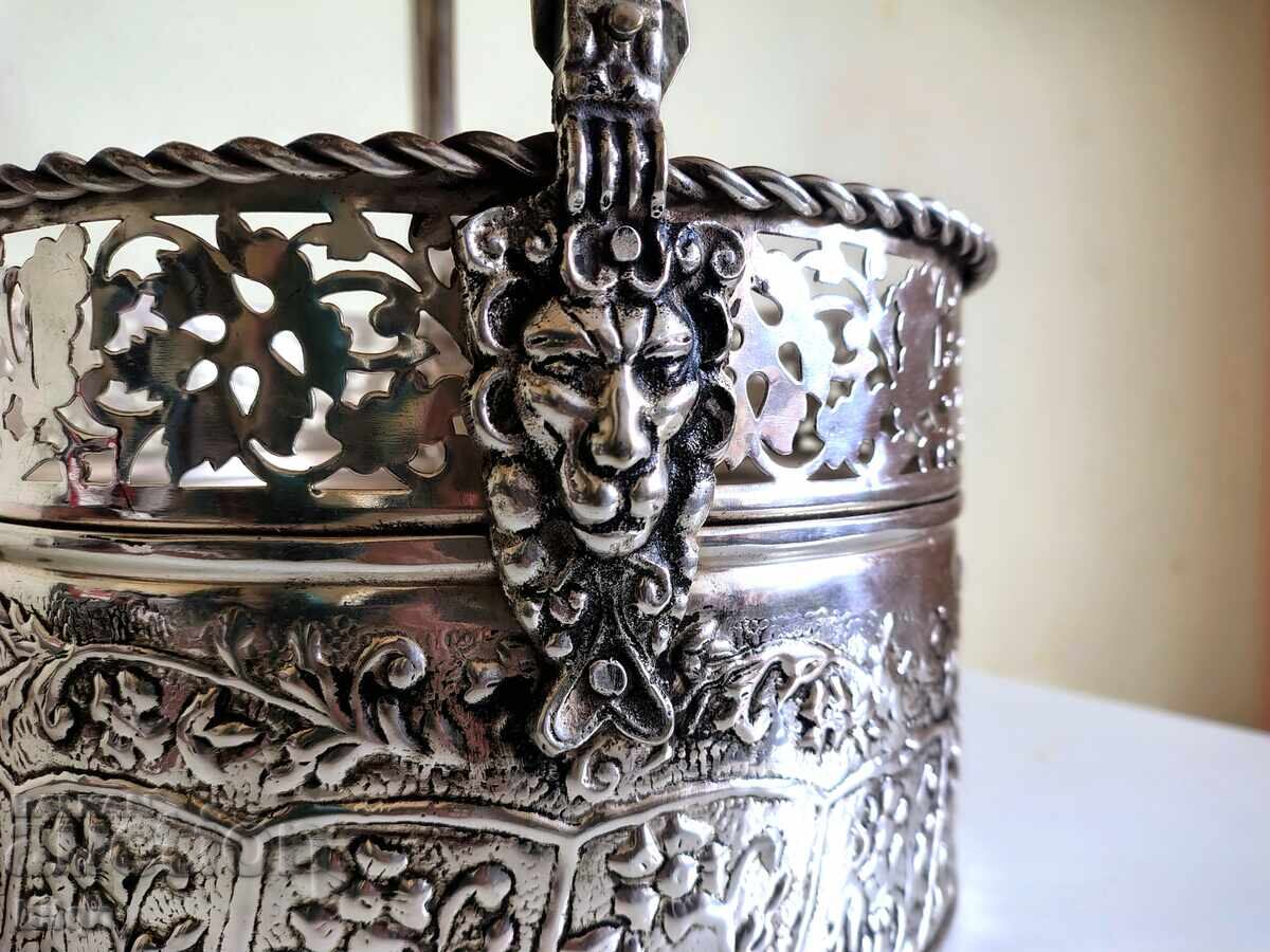 Delivery of Beautiful Large Silver-Plated Vessel - Basket Delivery of Beautiful Large Silver-Plated Vessel - Basket