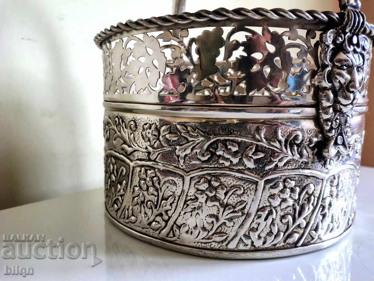 Beautiful Large Silver-Plated Vessel - Basket - 5 Beautiful Large Silver-Plated Vessel - Basket - 5
