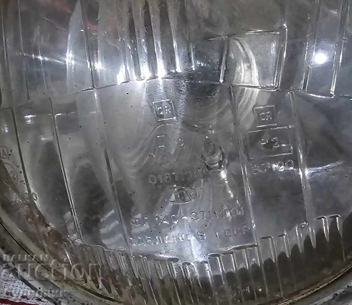 Фар за превозно средство БЗЦ. Пускам над 100 Аукциона. Разгл с цена 9.99 лв. | € 5.11