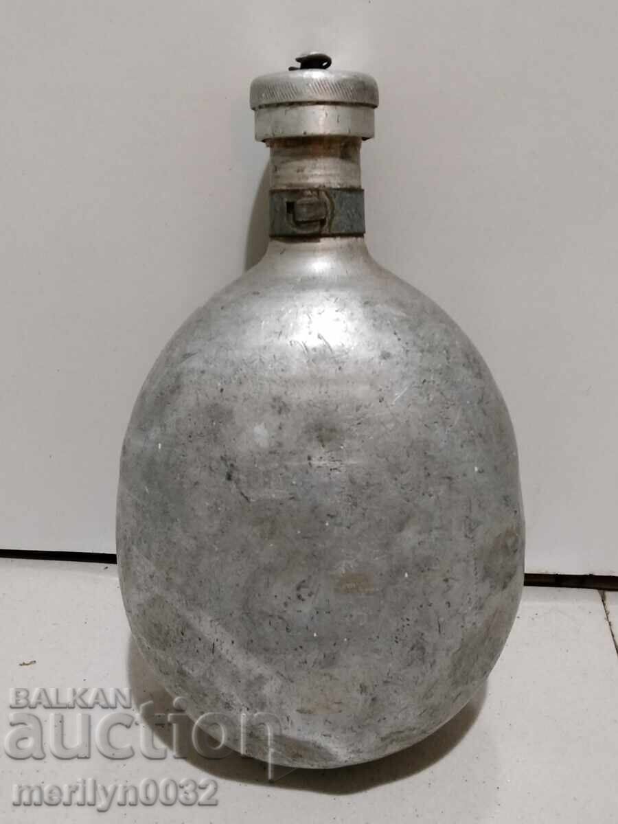 Bulgarian aluminum canteen