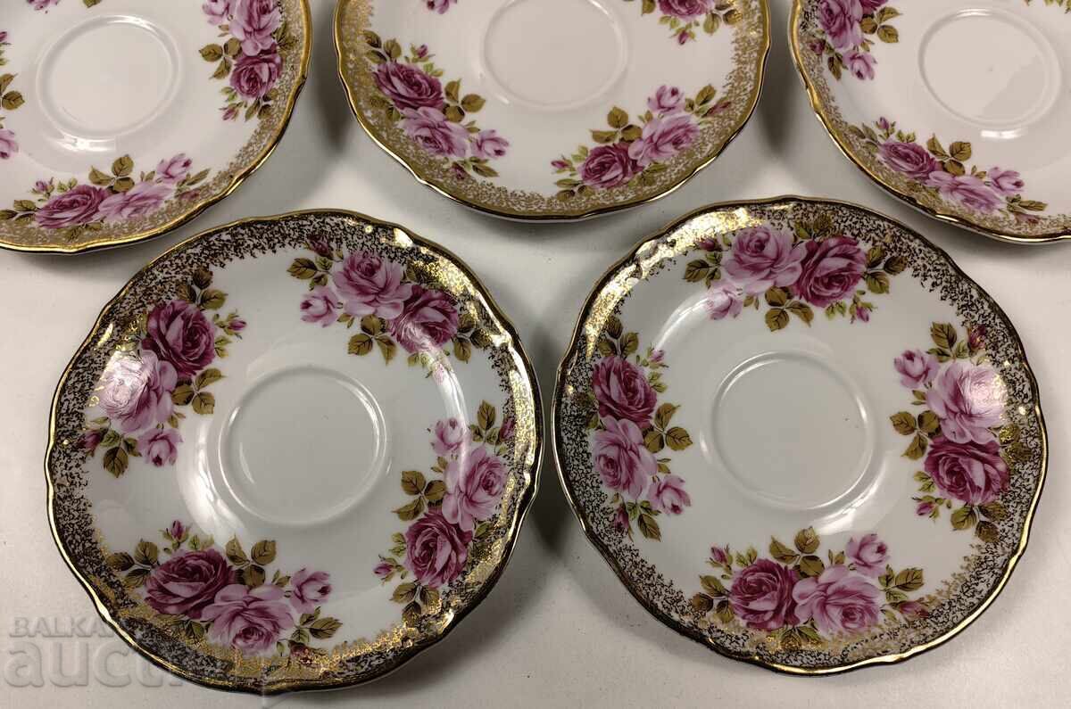 ΛΟΤ 5 ΠΟΡΣΕΛΑΝΙΝΕΣ ΠΙΑΤΕΛΕΣ ΓΙΑ ΠΟΔΟΣΦΑΙΡΟ ΠΙΑΤΑ ΜΕ ΣΗΜΑΔΙΑ ΑΝΘΕΚΤΙΚΕΣ με τιμή 19.00 BGN | € 9.71