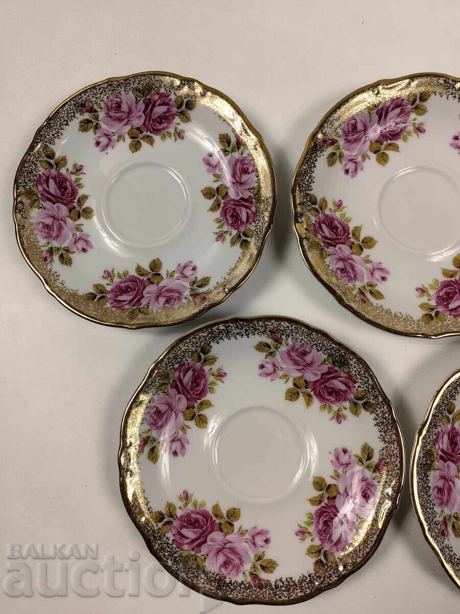 Παράδοση ΛΟΤ 5 ΠΟΡΣΕΛΑΝΙΝΕΣ ΠΙΑΤΕΛΕΣ ΓΙΑ ΠΟΔΟΣΦΑΙΡΟ ΠΙΑΤΑ ΜΕ ΣΗΜΑΔΙΑ ΑΝΘΕΚΤΙΚΕΣ