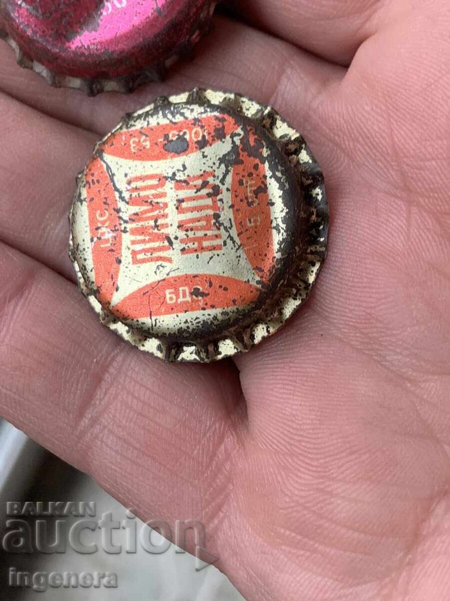 Auction  CAPS CAPS OLD - 2 PCS