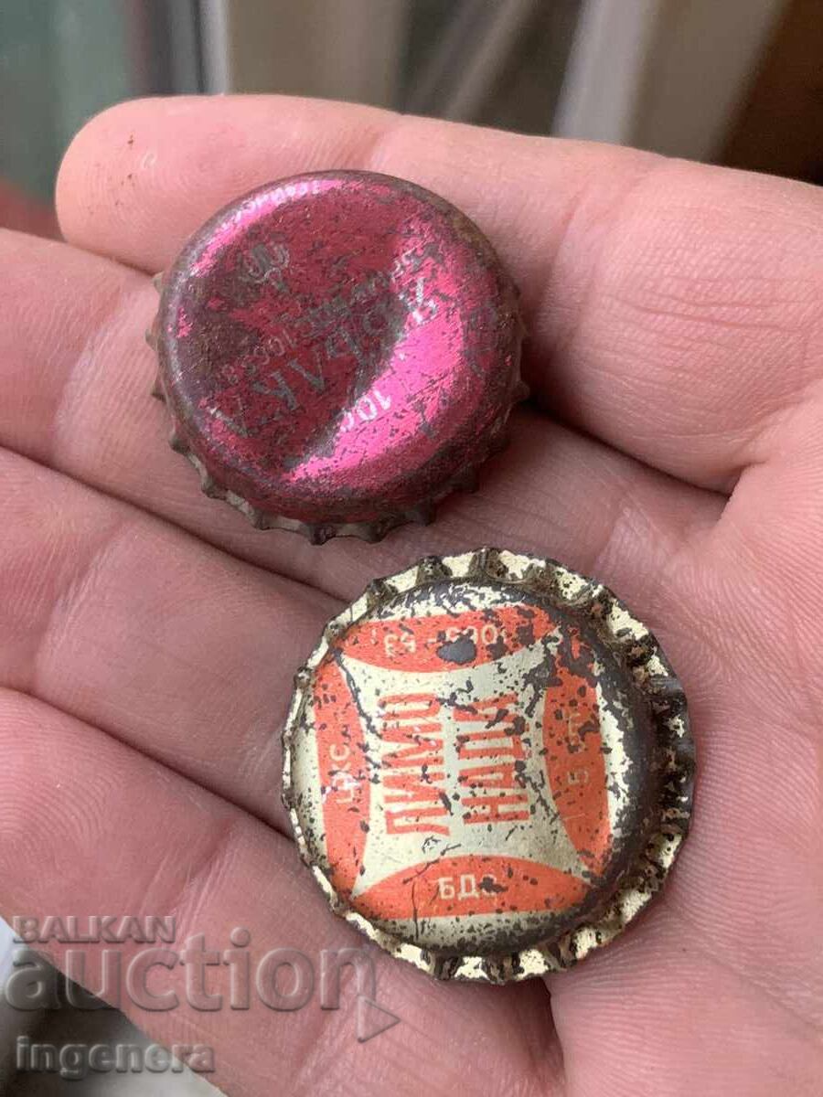 CAPS CAPS OLD - 2 PCS