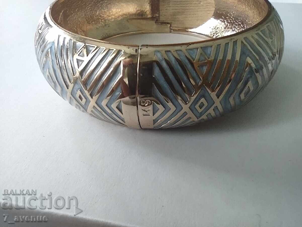 Livrarea Brățară, de marcă, marcată, foarte frumoasă 18.04.2025 Livrarea Brățară, de marcă, marcată, foarte frumoasă 18.04.2025