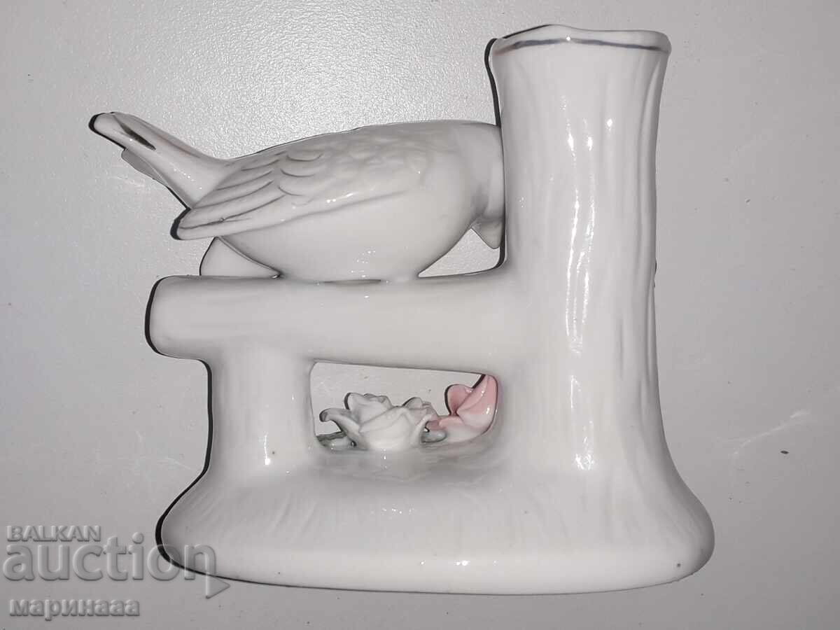 Delivery of FIGURINE-VASE. PORCELAIN Delivery of FIGURINE-VASE. PORCELAIN