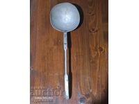 Σπάτουλα πολύ παλιά με σφραγίδες. Σπάνιο μοντέλο BZC. Πωλείται