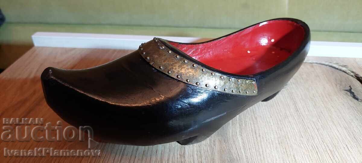 Аукцион Дърворезба за ценители