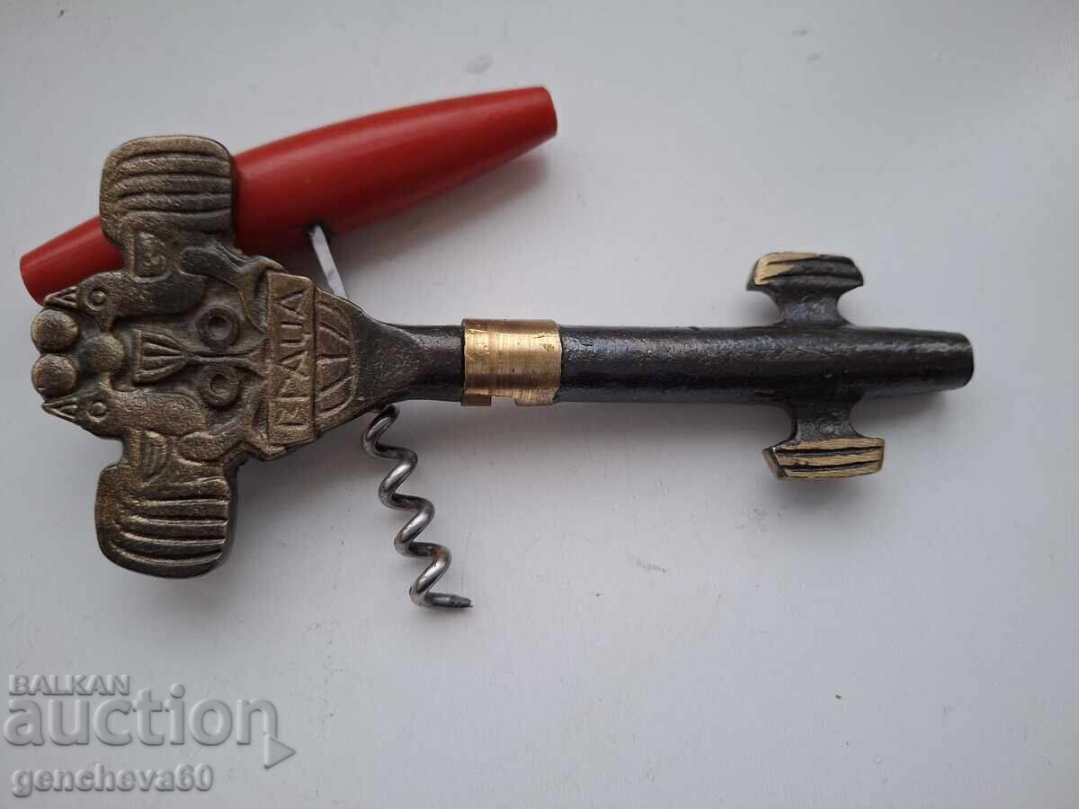 Retro bronze corkscrew opener - Vratsa - 6