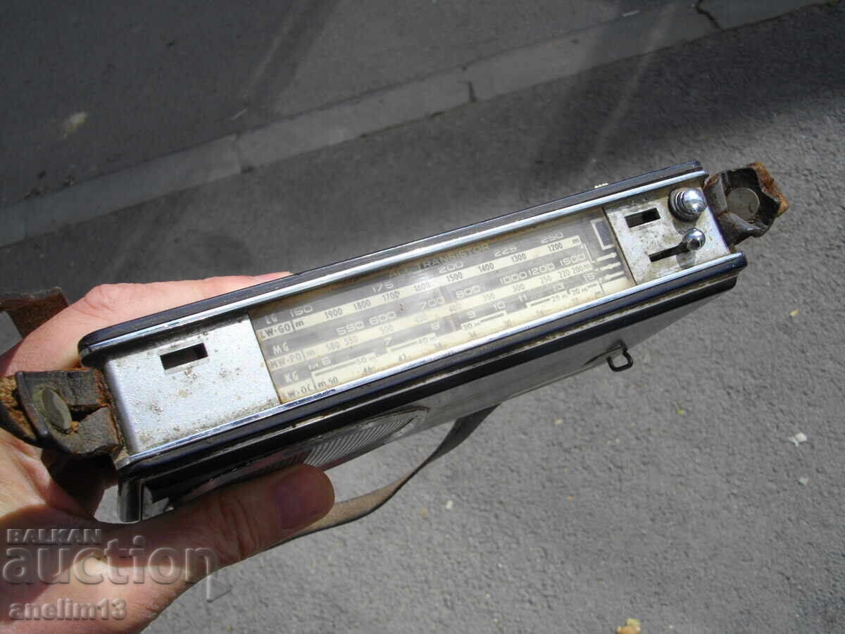 Auction  COLLECTIBLE TRANSISTOR RADIO ALL TRANSISTOR PHILIPS