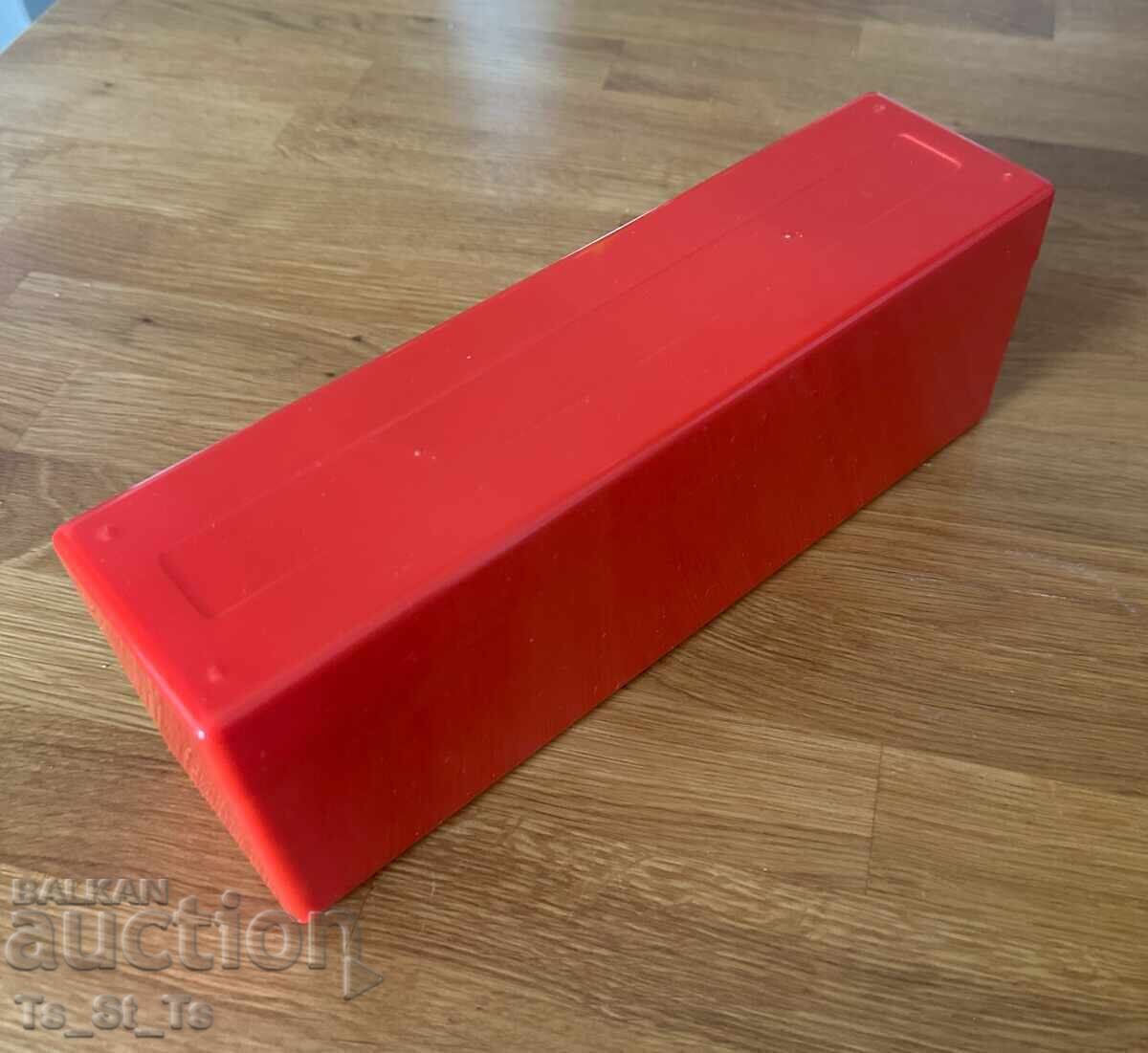 Κουτιά για πιστοποιημένα νομίσματα PCGS NGC - χρώμα ΚΟΚΚΙΝΟ με τιμή 20.00 BGN | € 10.23