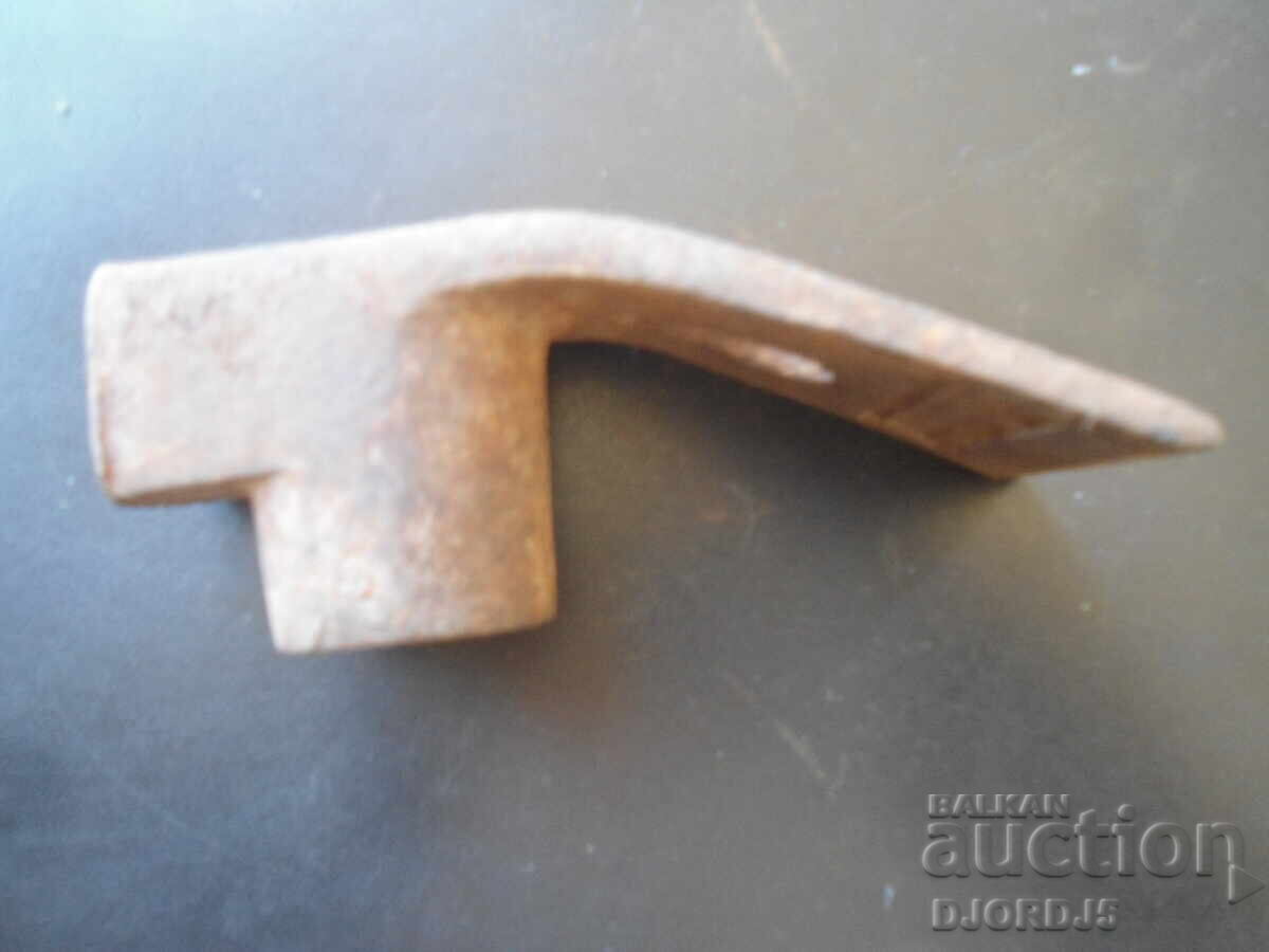 Delivery of Old Tesla, marking