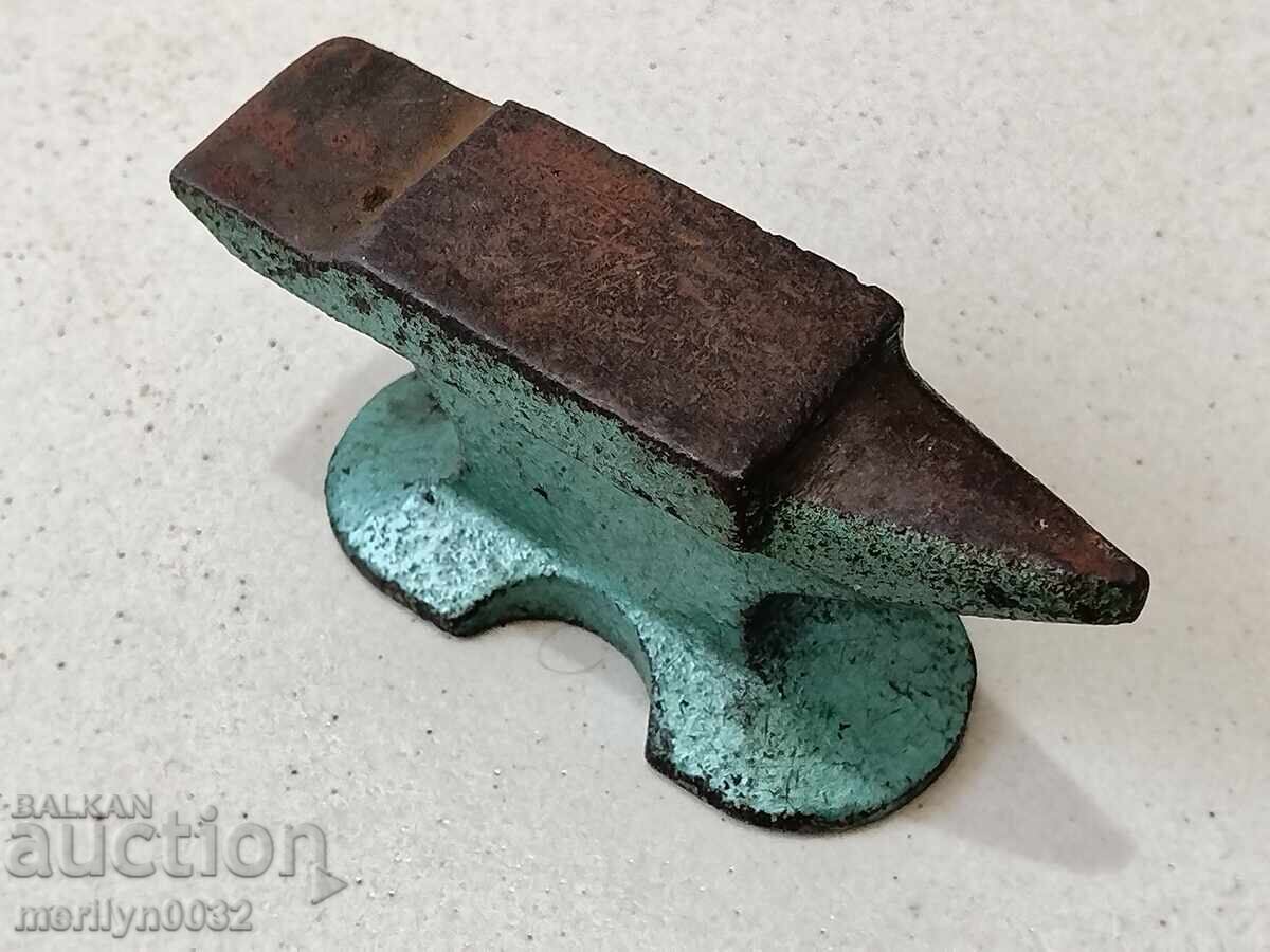 Аукцион Стара златарски наковалня пособие инструмент Аукцион Стара златарски наковалня пособие инструмент