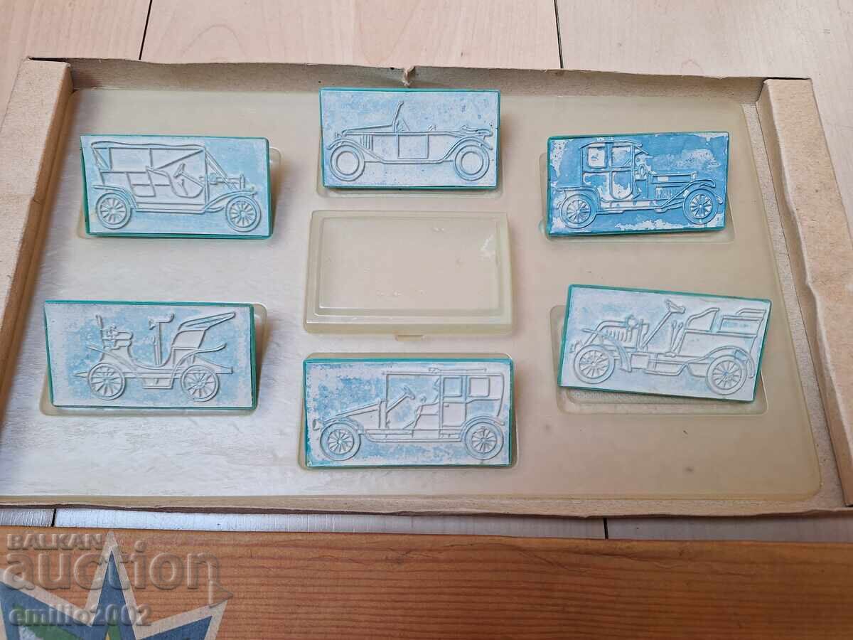 Παιδικό παιχνίδι σφραγίδες παλιά αυτοκίνητα ρετρό σοσιαλισμός με τιμή 9.00 BGN | € 4.60 Παιδικό παιχνίδι σφραγίδες παλιά αυτοκίνητα ρετρό σοσιαλισμός με τιμή 9.00 BGN | € 4.60