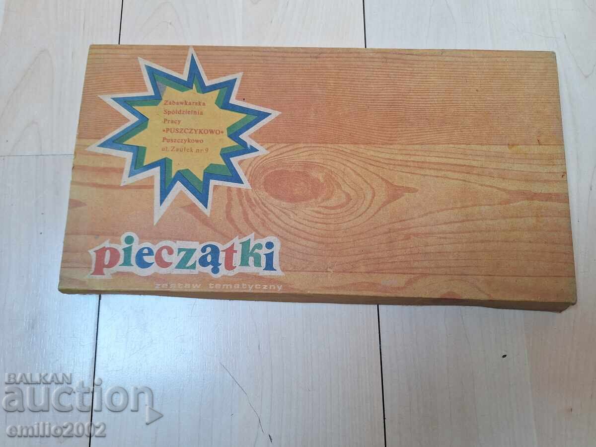 Παράδοση Παιδικό παιχνίδι σφραγίδες παλιά αυτοκίνητα ρετρό σοσιαλισμός Παράδοση Παιδικό παιχνίδι σφραγίδες παλιά αυτοκίνητα ρετρό σοσιαλισμός