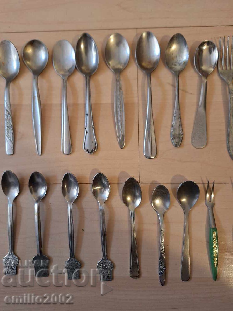 Δημοπρασία Μικρά κουταλάκια και πιρουνάκια ρετρό σοσιαλισμός