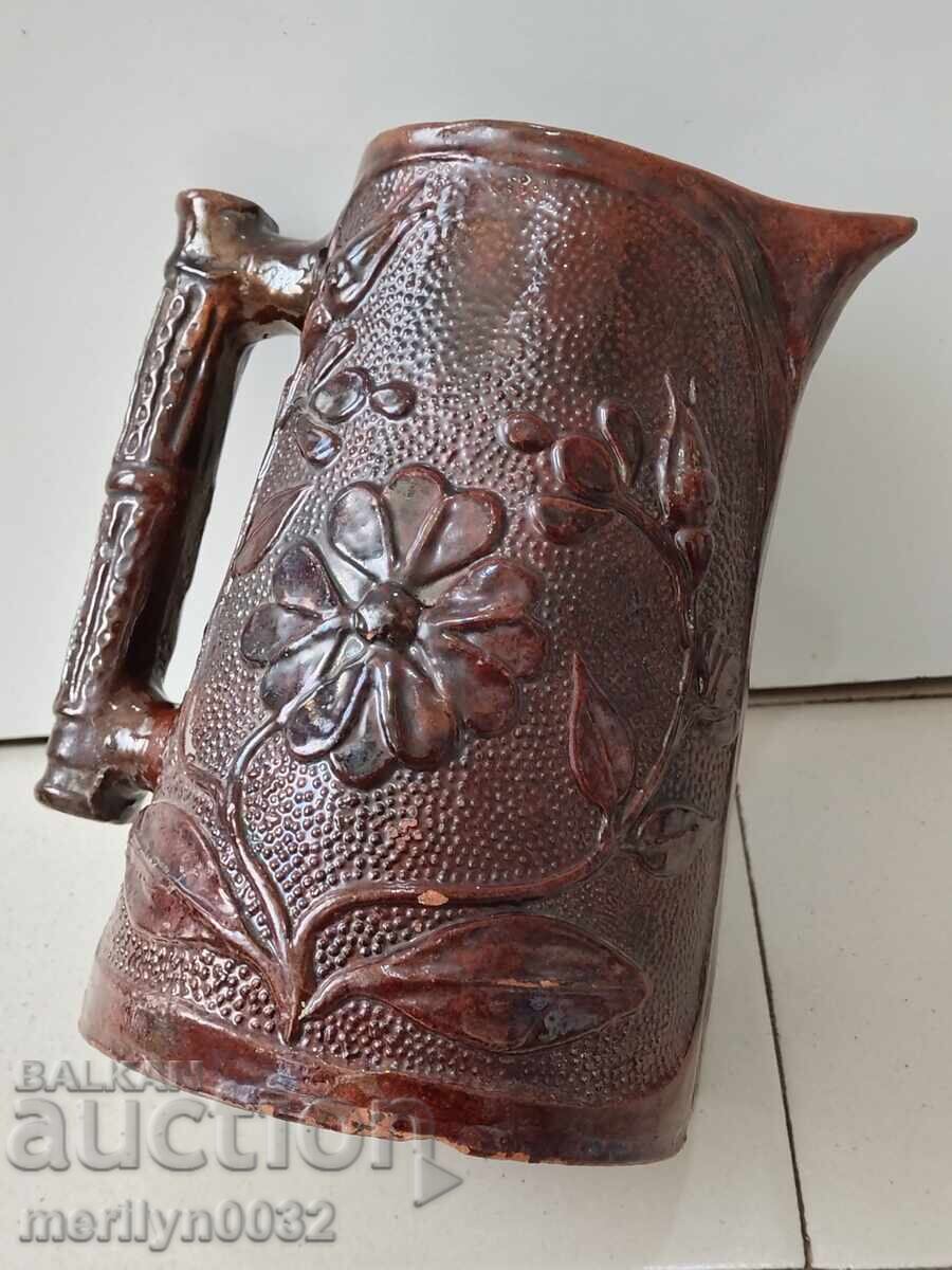 Licitație Urcică veche, ceramică troiană, faianță, sfârșitul secolului al XIX-lea Licitație Urcică veche, ceramică troiană, faianță, sfârșitul secolului al XIX-lea