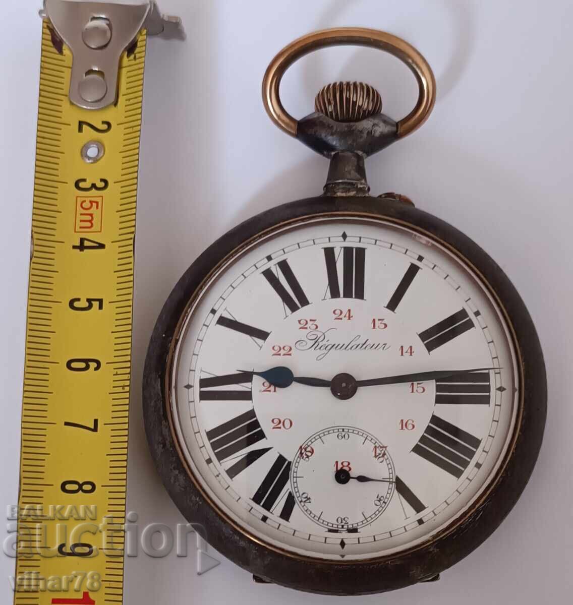 CEAS DE BUZUNAR URIAȘ cu preț 499.99 BGN | € 255.64