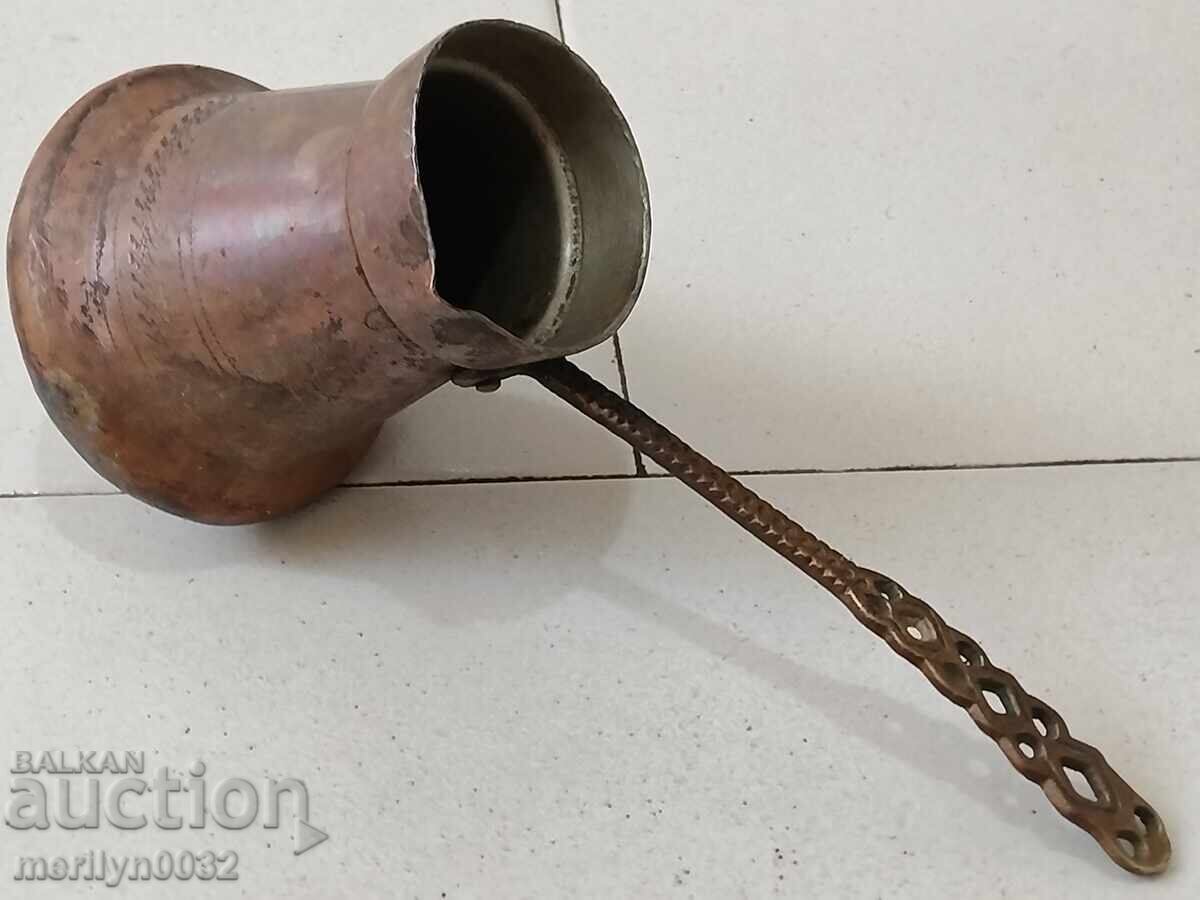 Παράδοση Παλιό κονσερβοποιημένο χάλκινο cezve, καφετιέρα, χάλκινο, χάλκινο δοχείο