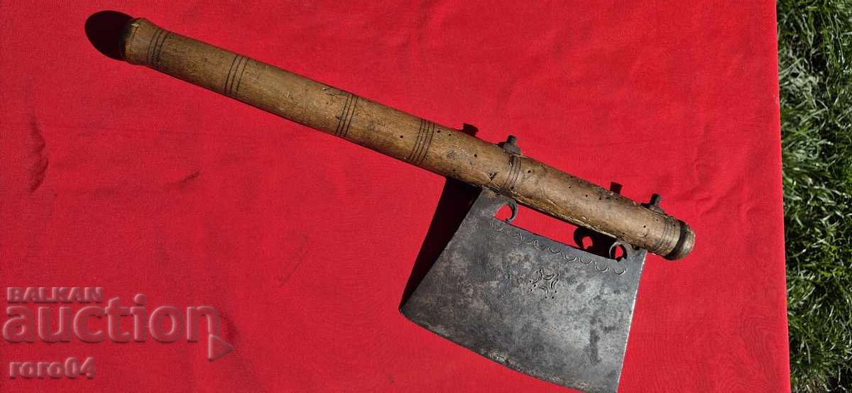 ΚΡΟΝΟΣ - ΣΦΥΡΗΤΟ με τιμή 135.00 BGN | € 69.02