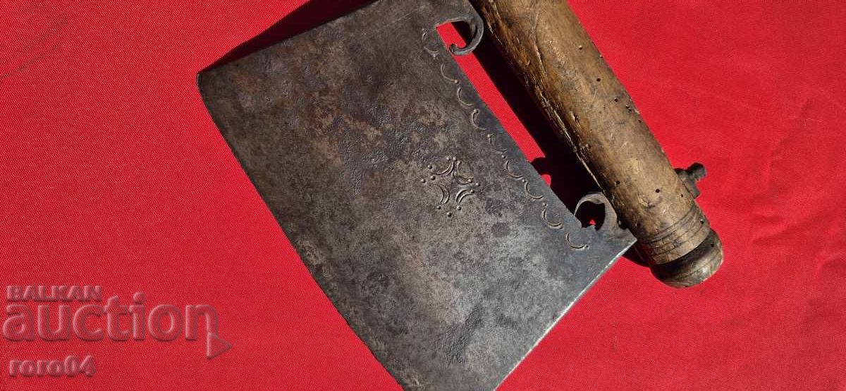 ΚΡΟΝΟΣ - ΣΦΥΡΗΤΟ