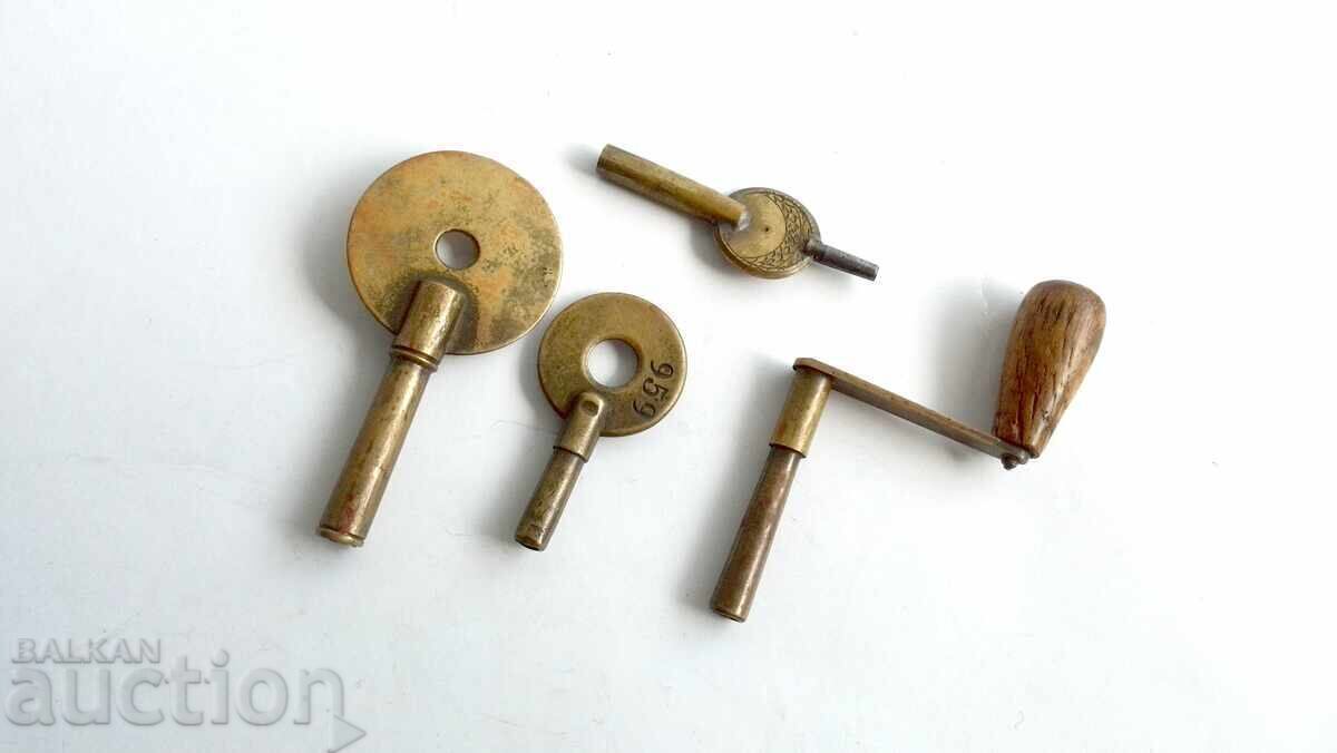 Chei vechi și manivele pentru ceasuri de buzunar