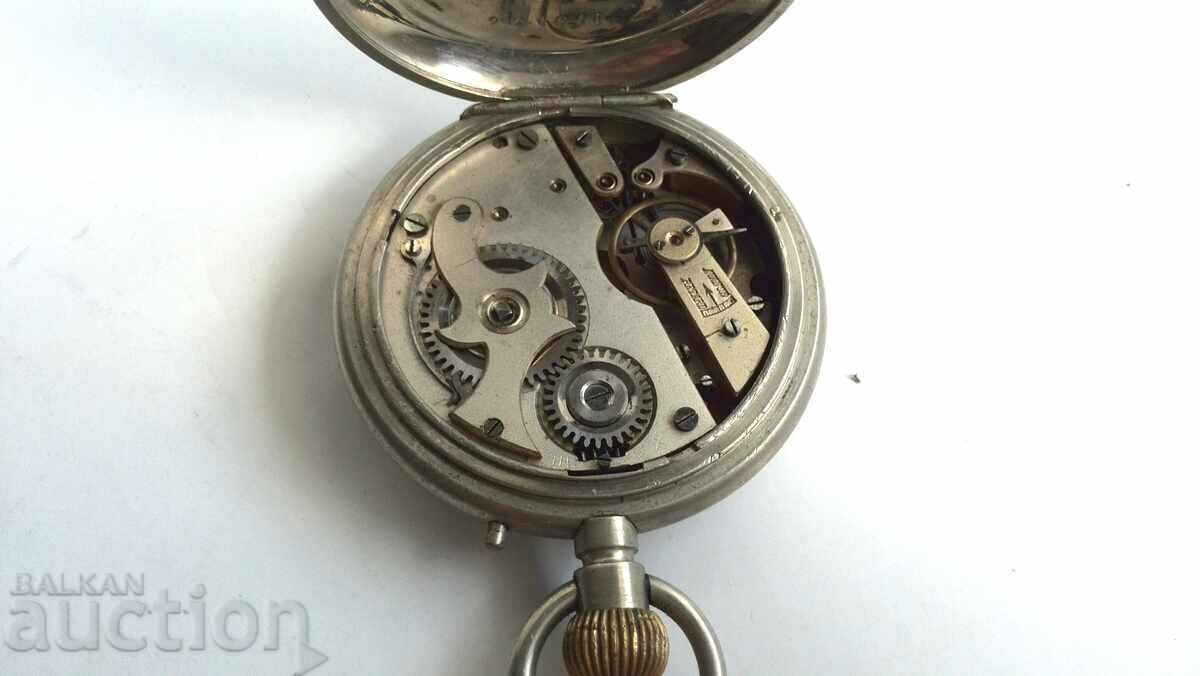 Доставка на Стар джобен часовник работещ Доставка на Стар джобен часовник работещ