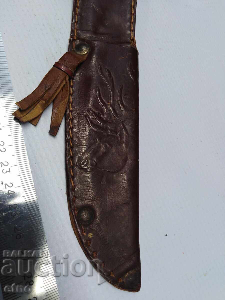 OLD LEATHER SHEATH, CASE FOR AXE AND KNIFE SET with price 45.00 BGN | € 23.01 OLD LEATHER SHEATH, CASE FOR AXE AND KNIFE SET with price 45.00 BGN | € 23.01