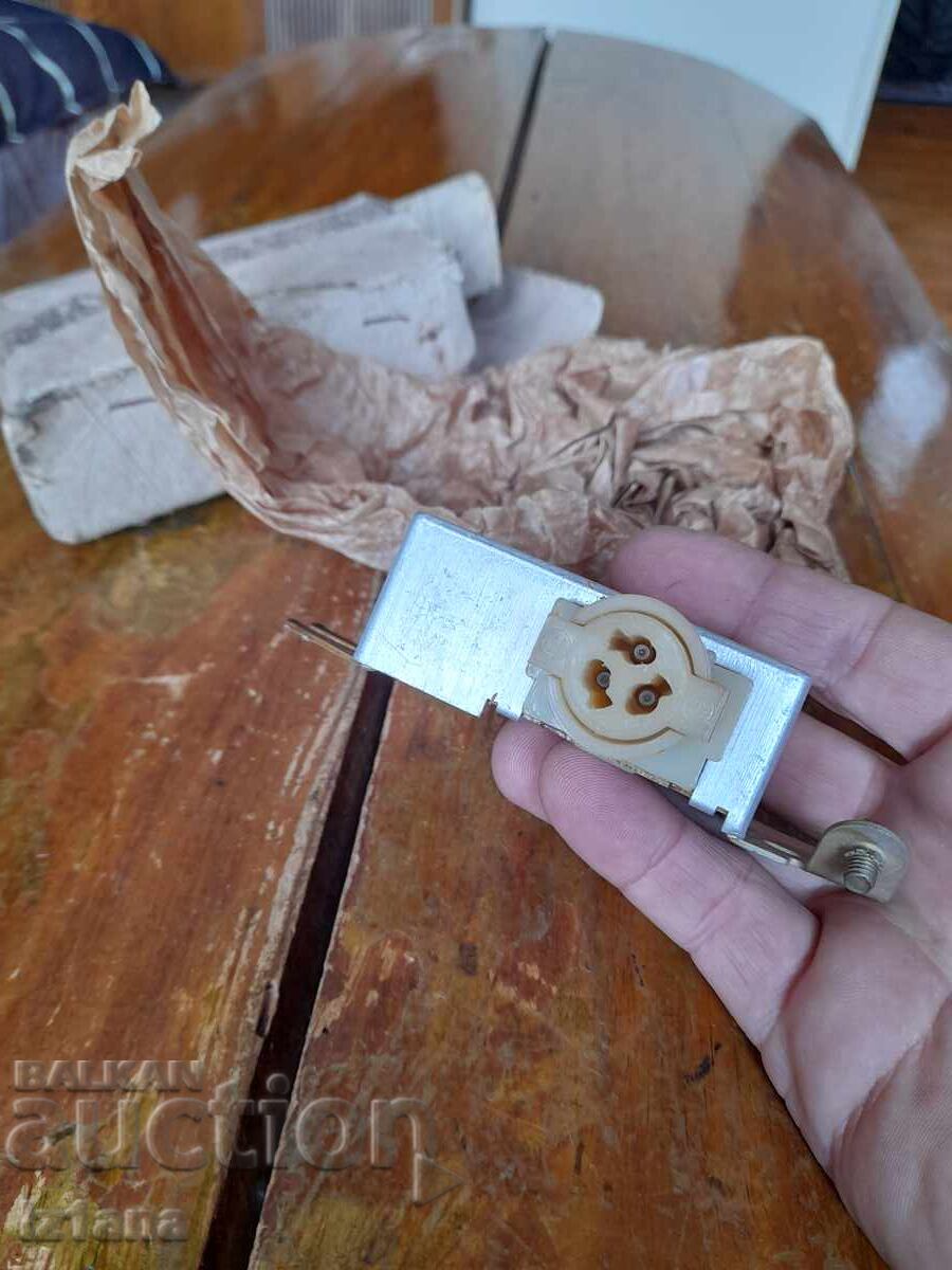 Old car voltage regulator - 5