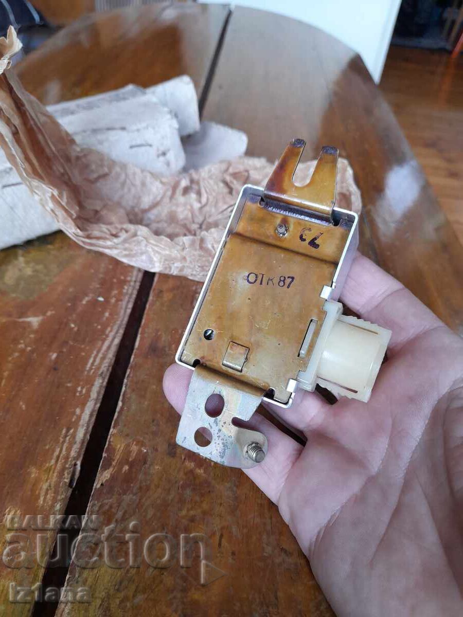 Old car voltage regulator - 6