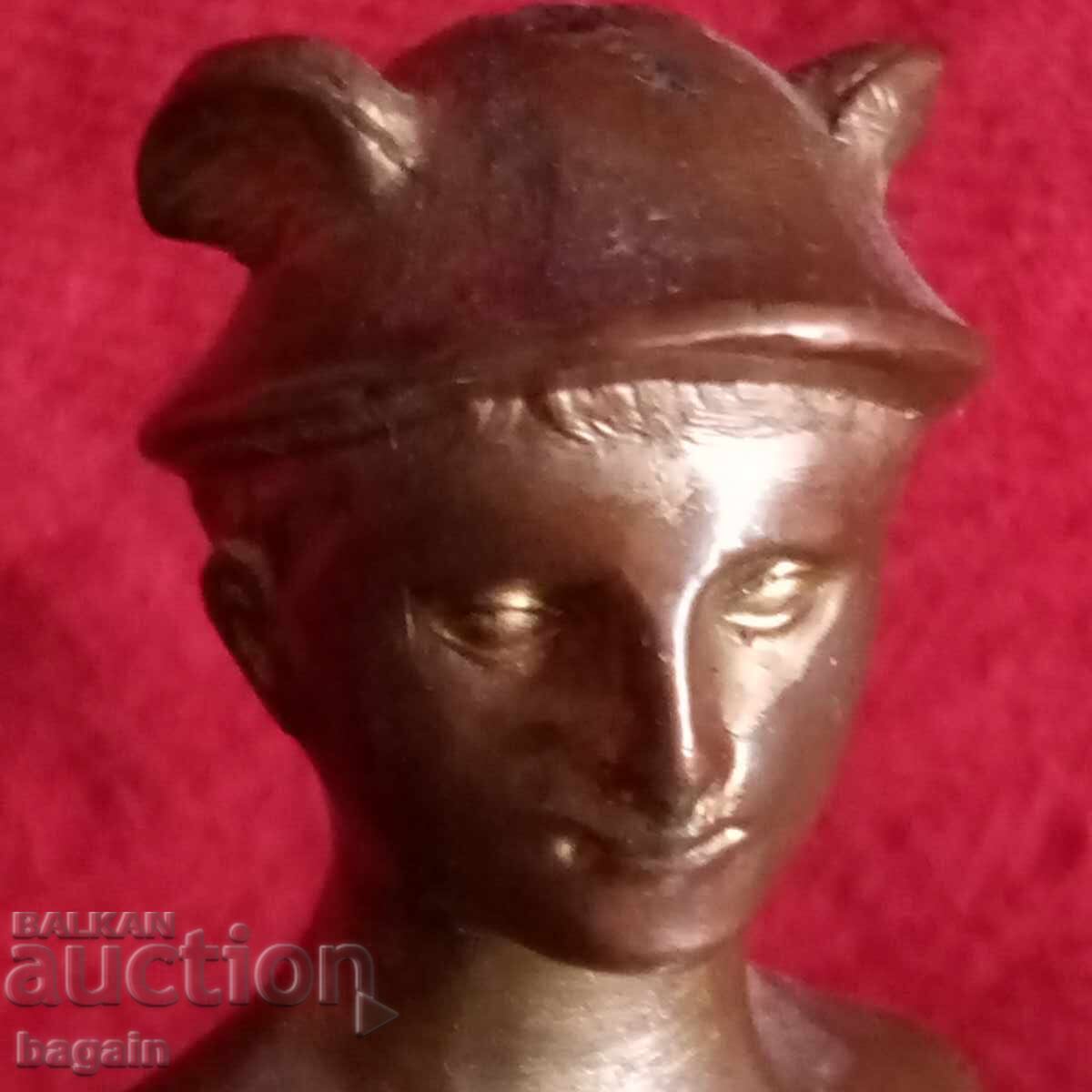 Ρωσικό χάλκινο γλυπτό. με τιμή 200.00 BGN | € 102.26