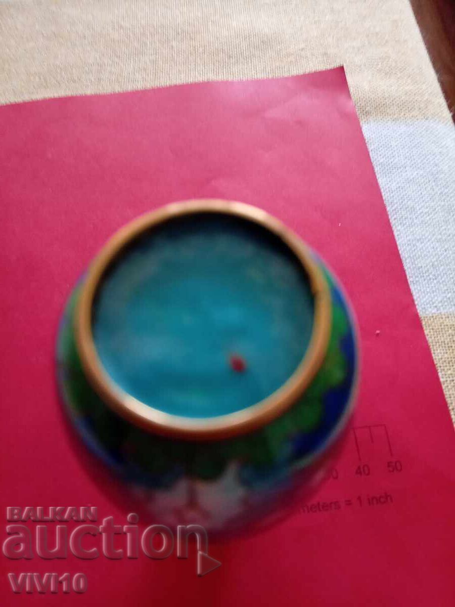 Доставка на Старинна вазичка емаил ,клазоне 12см