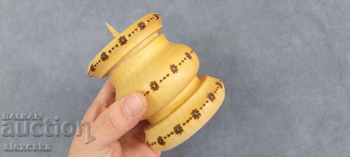 Стар дървен свещник - 7