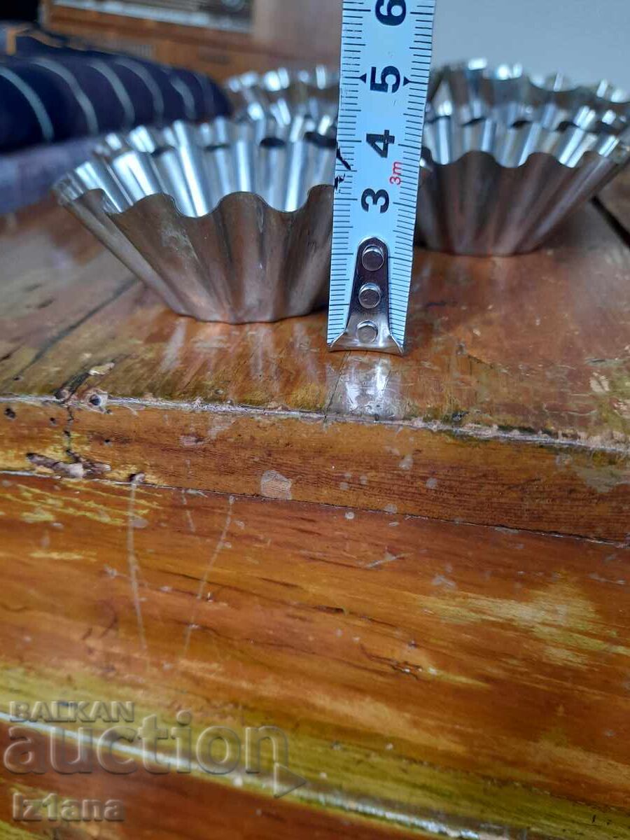 Παράδοση Παλιά καλούπια για γλυκά, μάφινς