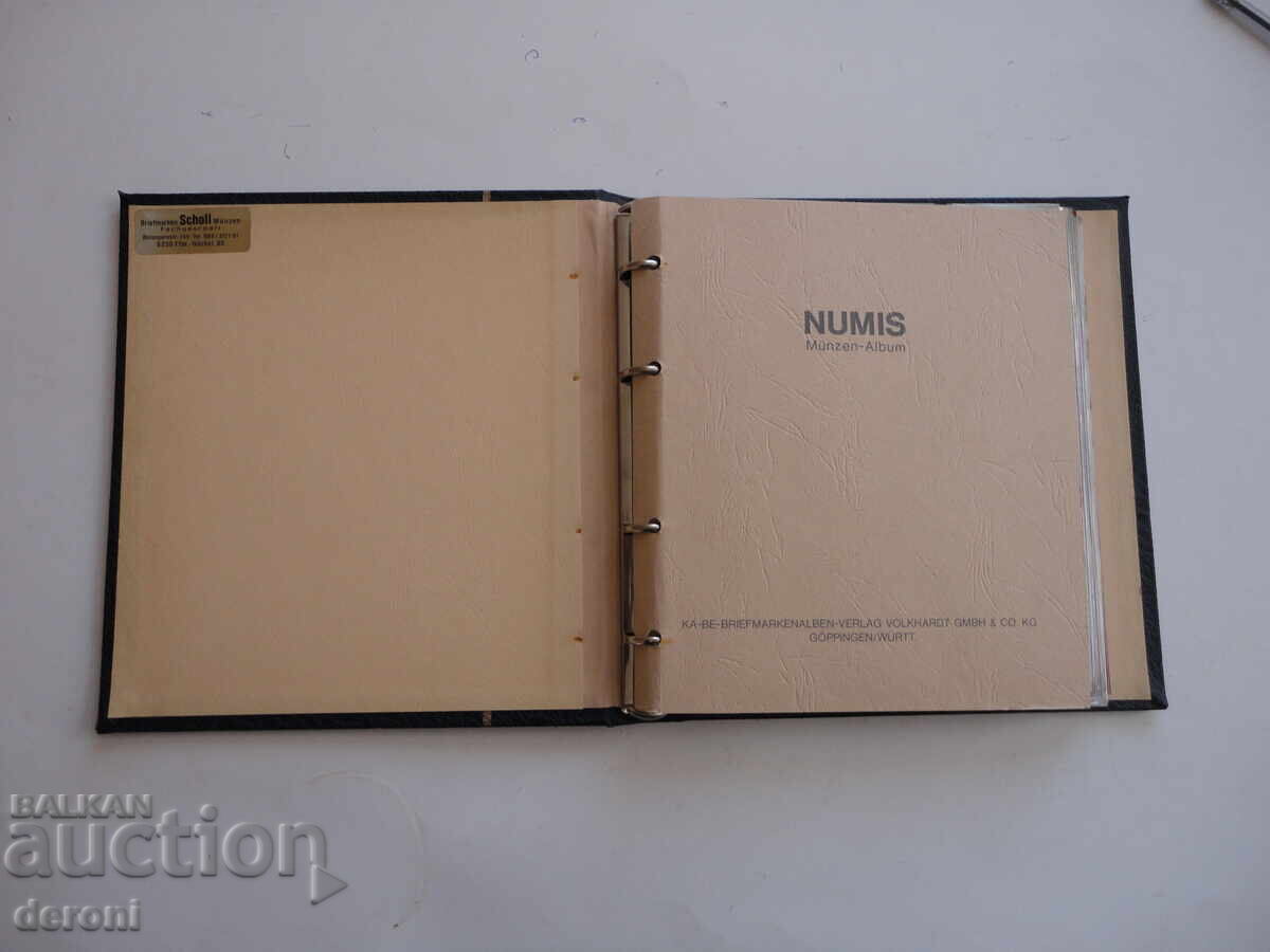 Немски луксозен класьор албум за монети с цена 80.00 лв. | € 40.90