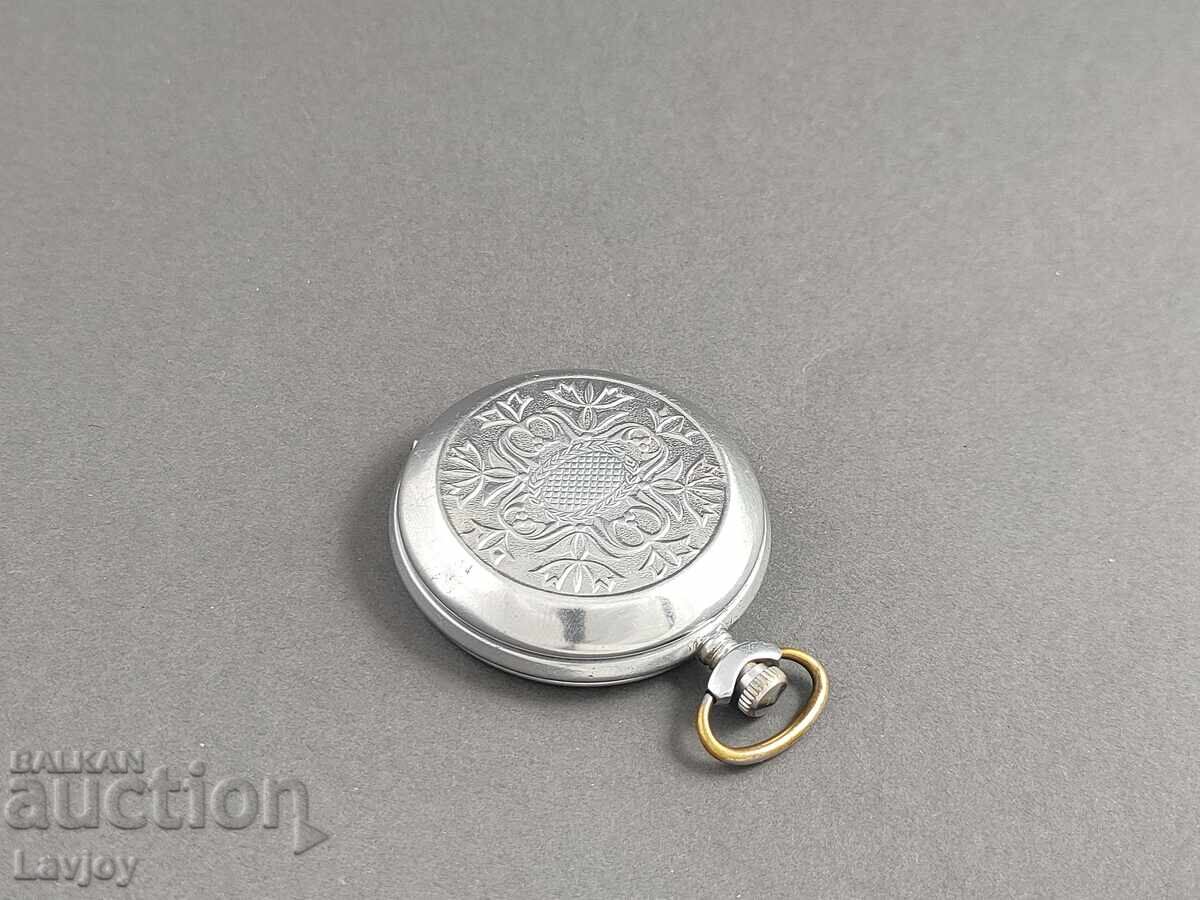 Licitație Ceas de buzunar ☭ cu capac Molnija cadran metalic