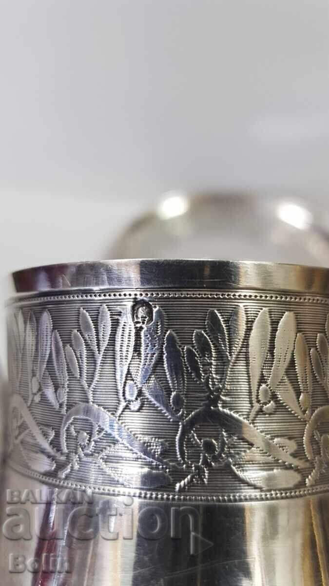 Κομψό ασημένιο φλιτζάνι με πιατάκι Γαλλία τέλη 19ου αιώνα με τιμή 480.00 BGN | € 245.42