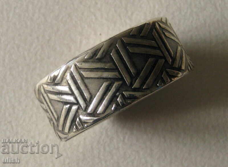 Nou suport de inele argintate, cutie pentru șervețele cu preț 15.00 BGN | € 7.67