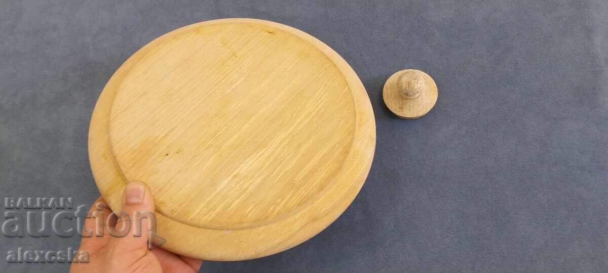 A wooden plate - 7 A wooden plate - 7