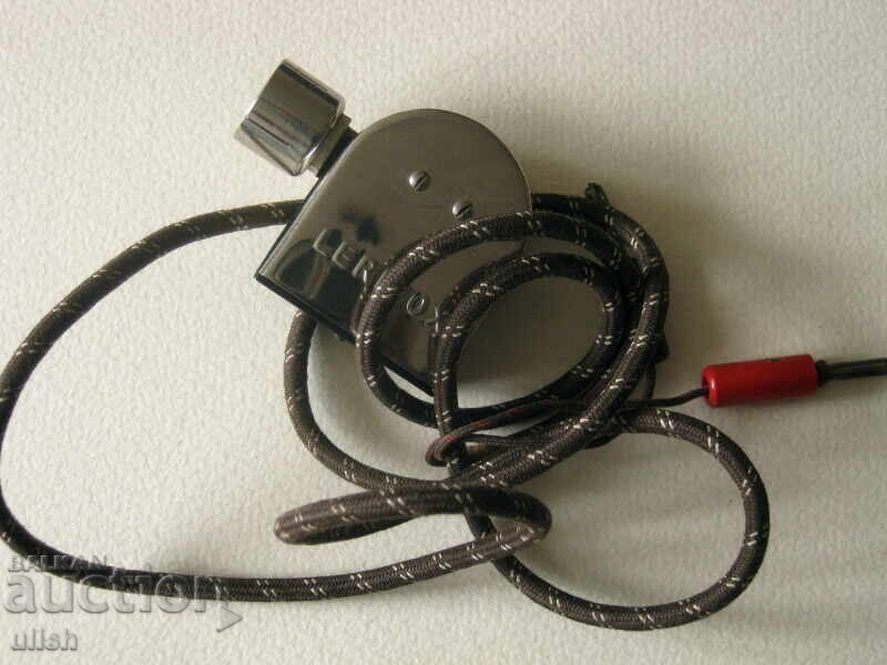 Lerivox стар репродуктор звукоснемател доза грамофон кутия с цена 30.00 лв. | € 15.34 Lerivox стар репродуктор звукоснемател доза грамофон кутия с цена 30.00 лв. | € 15.34