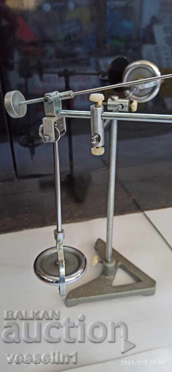 Δημοπρασία Εκπαιδευτικό μοντέλο γυροσκοπίου φυσικής. Σοσιαλιστικό Δημοπρασία Εκπαιδευτικό μοντέλο γυροσκοπίου φυσικής. Σοσιαλιστικό