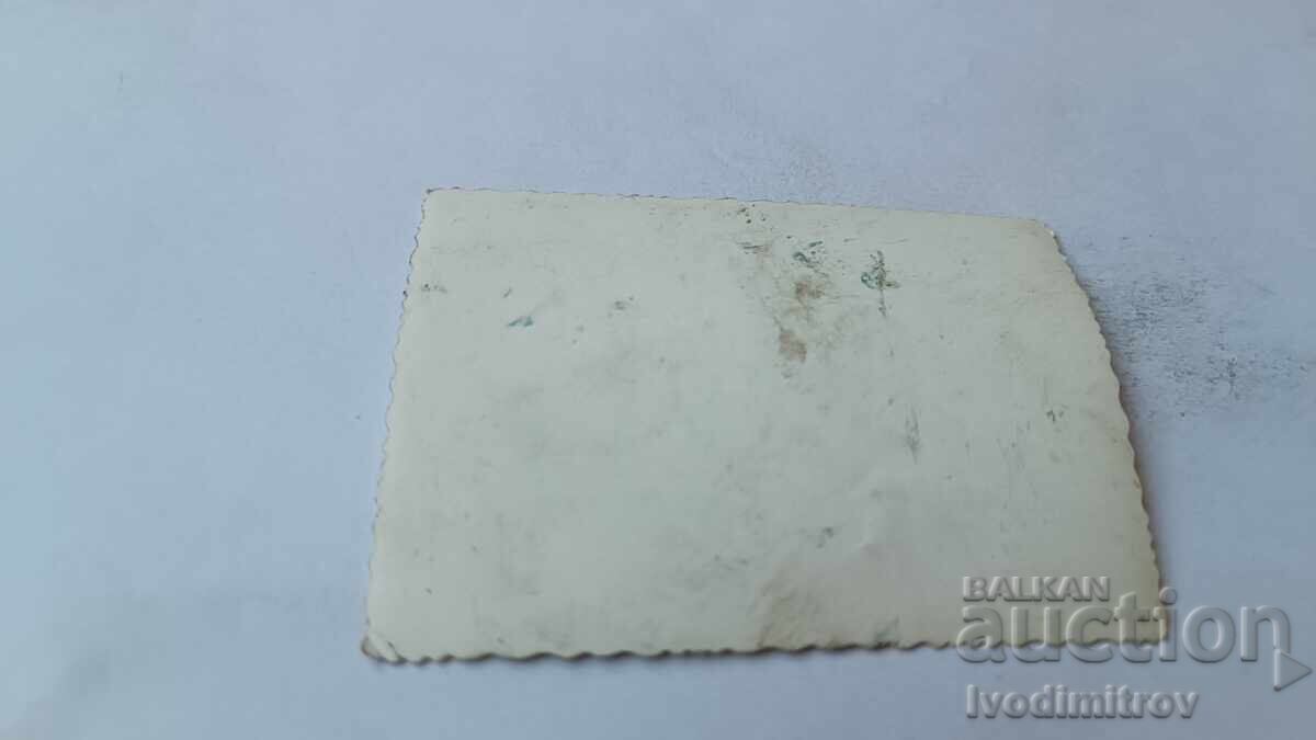 Φωτογραφία Αγοριών στην Παραλία με τιμή 2.45 BGN | € 1.25