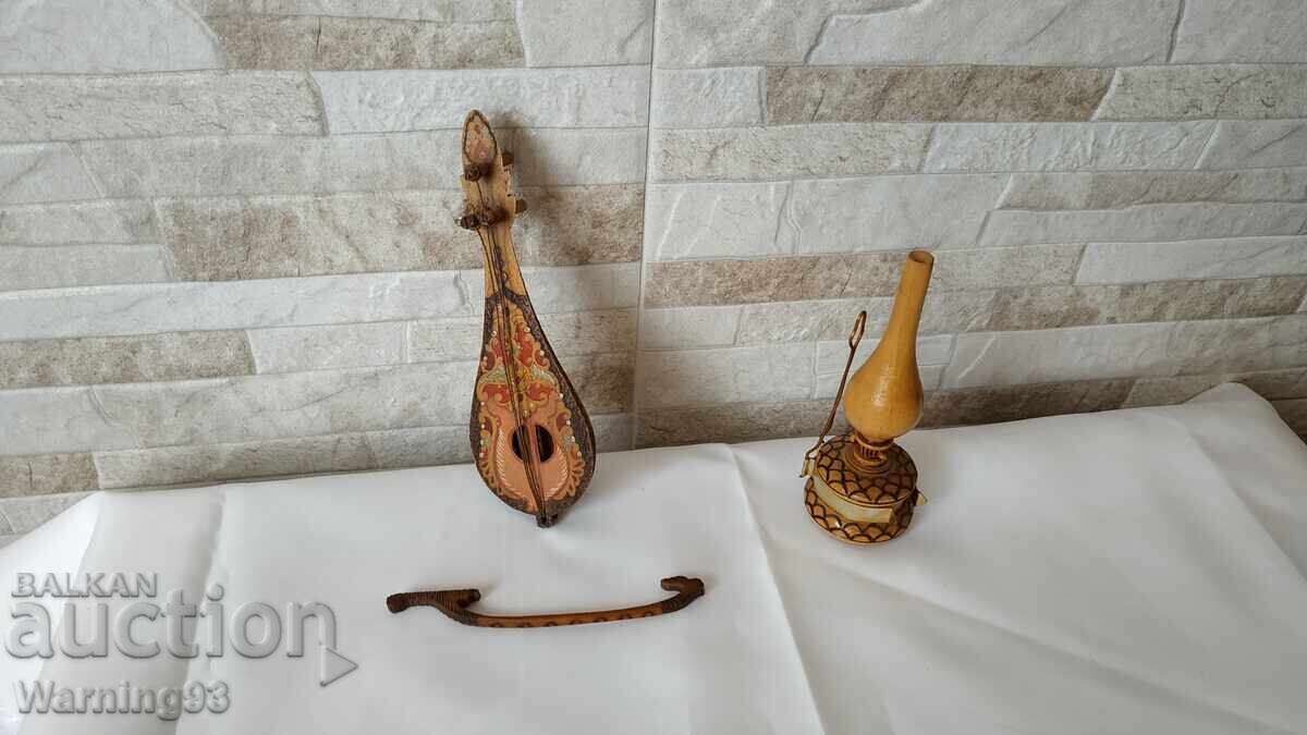 Ξύλινο φωτιστικό - ξυλόγλυπτο - Βουλγάρικο με τιμή 12.00 BGN | € 6.14