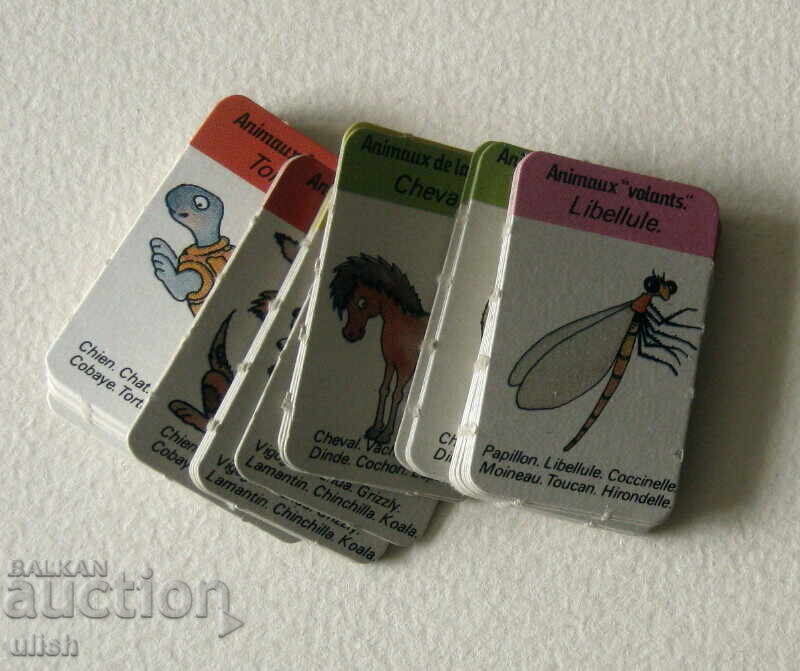 Hărți vechi mini 7 familii animale PIF cu preț 30.00 BGN | € 15.34